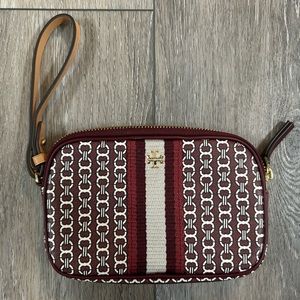 NWOT Tory Burch Wristlet